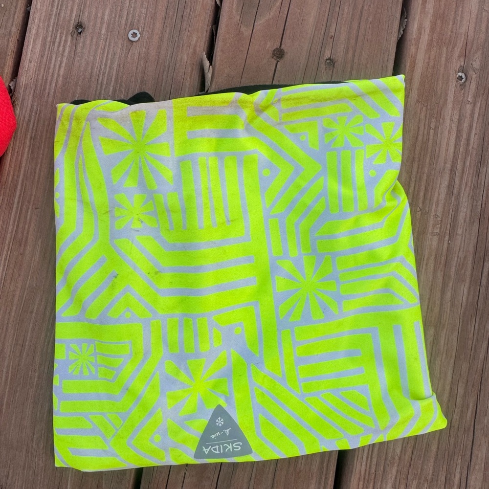 SKIDA Neon Yellow Face Mask